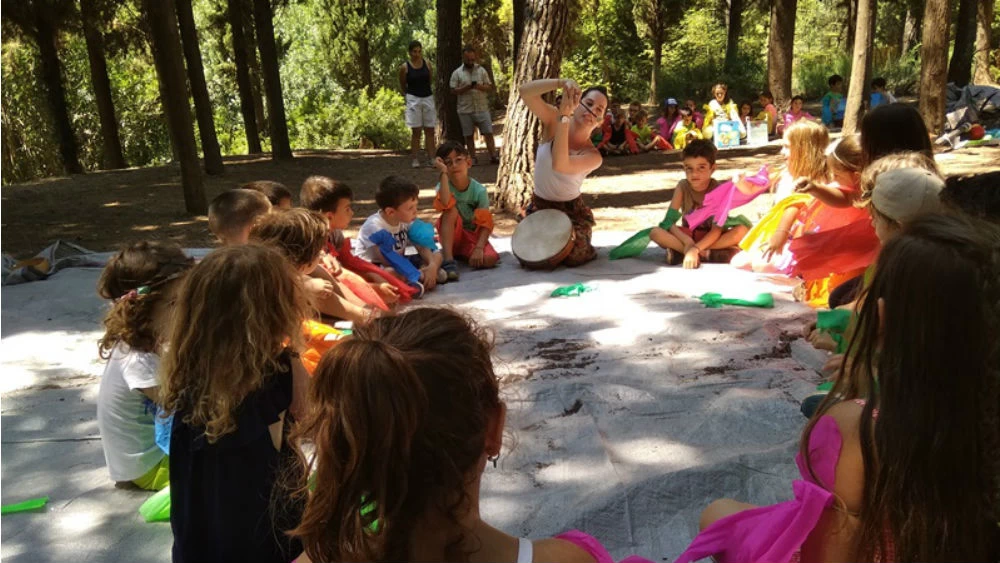 Η τέχνη και το παιχνίδι συναντιούνται σε ένα παιδικό καλοκαιρινό camp - εικόνα 1