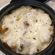 Παστίτσιο με κιμά μανιταριών, μοσχαρίσια γλυκάδια και αφράτη μπεσαμέλ