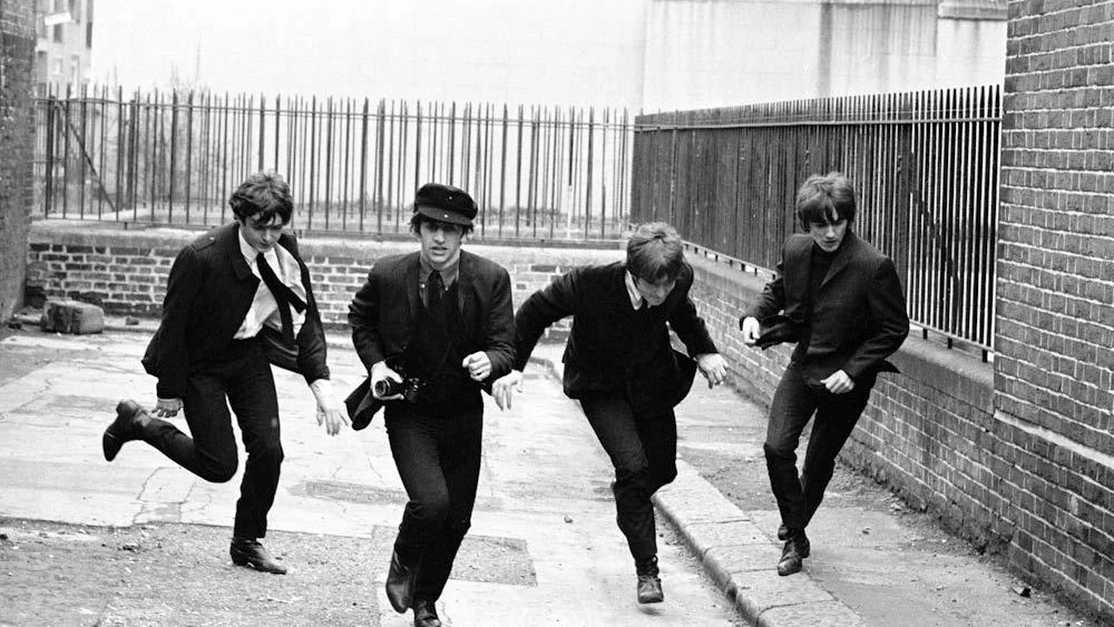 «Yesterday»: Ταξίδι-αστραπή στο Λονδίνο με τον Ντάνι Μπόιλ και τους Beatles - εικόνα 6