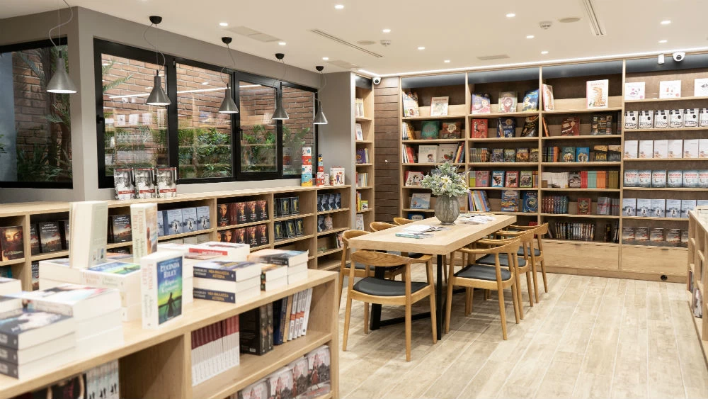 «Διόπτρα Books & Life»: Εδώ θα αγαπήσεις το διάβασμα - εικόνα 2