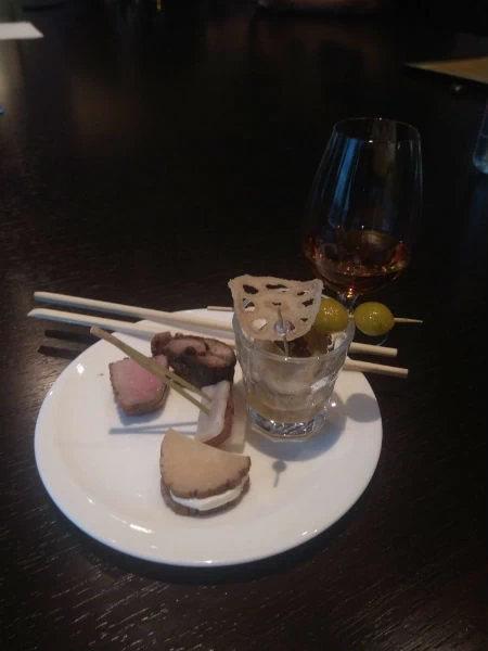 Το Τόκιο στο ποτήρι και το πιάτο από τον Γιάννη Πέτρο Πετρή - εικόνα 3