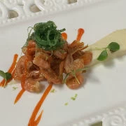 Γαριδάκι Συμιακό με κρέμα σελινόριζας