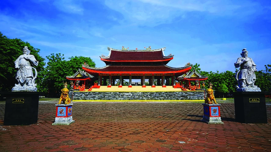Ο ναός του Sam Poo Kong είναι το παλιό κέντρο αναφοράς της κινεζικής κοινότητας της Σέμαρανγκ