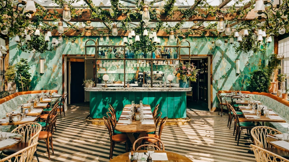10 εστιατόρια για να φας σαν ντόπιος στο Παρίσι χωρίς να ξοδέψεις μια περιουσία