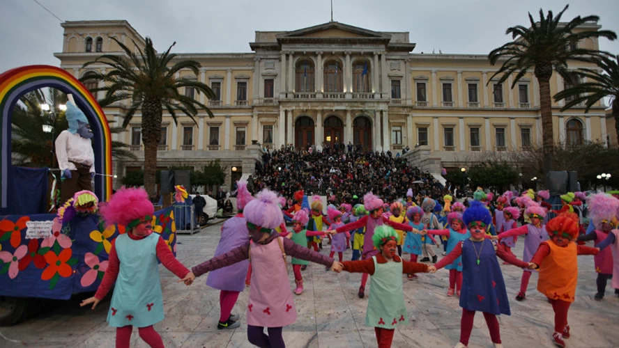 Νέες δράσεις αλλά και συνέχεια της παράδοσης στο συριανό καρναβάλι