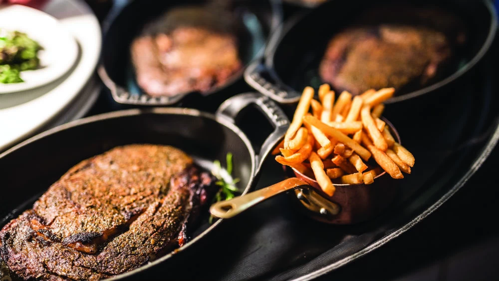 O Αστέρας Βουλιαγμένης υποδέχεται το Beefbar - εικόνα 1