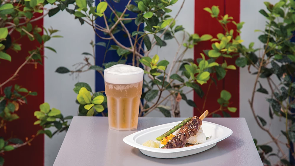 Stellar street food & movies: Μπήκαμε στο πεντανόστιμο pop-up θερινό diner - εικόνα 2