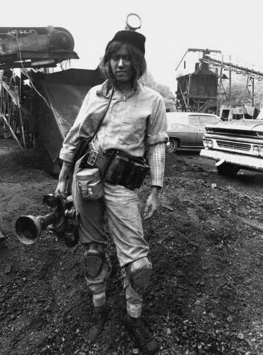Η Μπάρμπαρα Κοπλ στα γυρίσματα του «Harlan County USA»