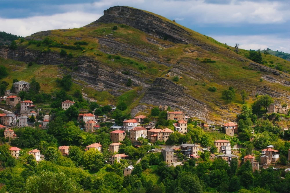 Μακρινά αλλά υπέροχα, 5 ορεινά χωριά της Μακεδονίας που αξίζει να επισκεφτείτε - εικόνα 2