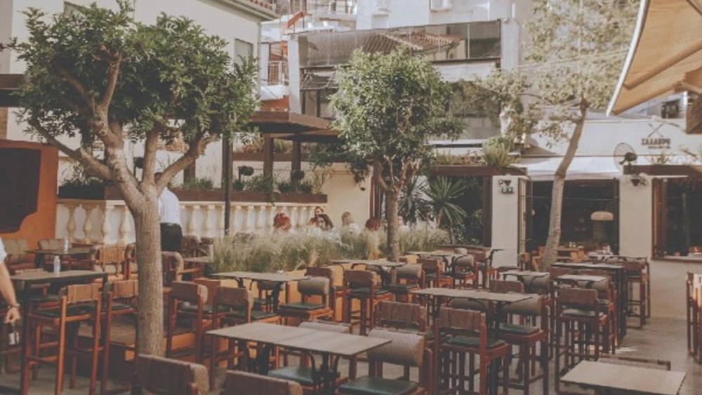 Ταξιδεύοντας με ένα κοκτέιλ σε ξεχωριστά μπαρ σε όλη την Ελλάδα - εικόνα 4