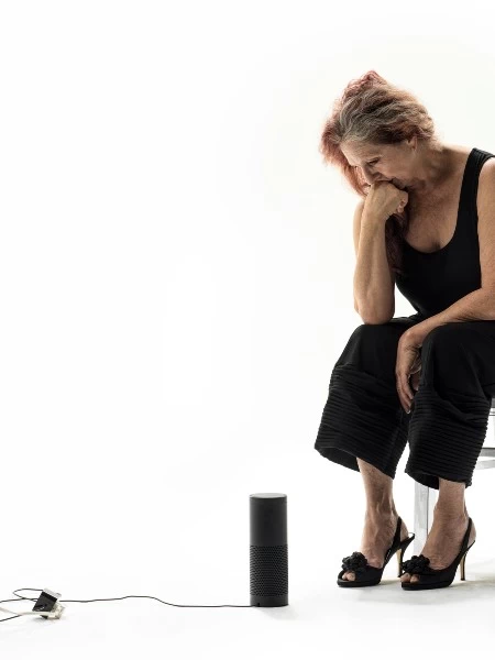 Ρομπότ-συνομιλητές, ακροβάτες και «απλώς άνθρωποι» στο SNF Nostos - εικόνα 2