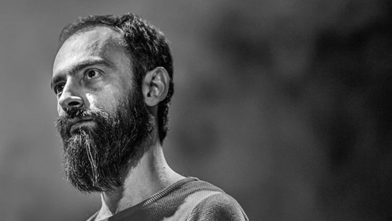 Η «Αυλή των θαυμάτων» με ένα θίασο που θα συζητηθεί - εικόνα 1