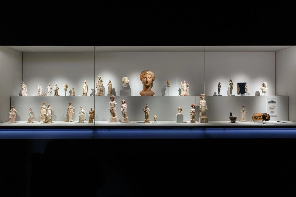 Μουσείο Κυκλαδικής Τέχνης: Μέσα στην μεγάλη αρχαιολογική έκθεση που εξυμνεί το αιώνιο «Κάλλος» - εικόνα 4