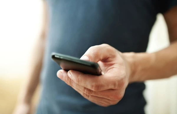 COSMOTE Neo: κινητή τηλεφωνία, μα όχι όπως την ήξερες
