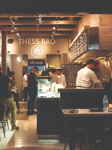 Bao buns με ελληνοπρεπή fillings ετοιμάζει το «Thess Bao».