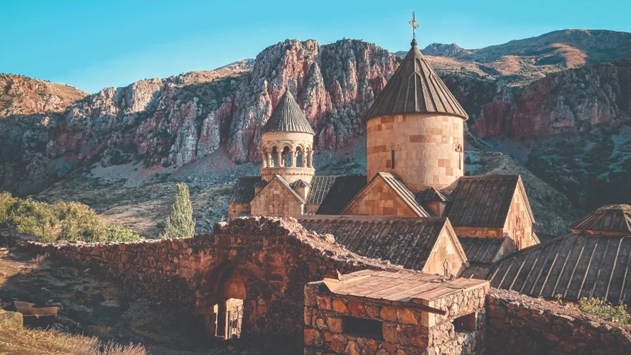 Το μοναστήρι Sevanavank, κοντά στη λίμνη Sevan. © David Egui