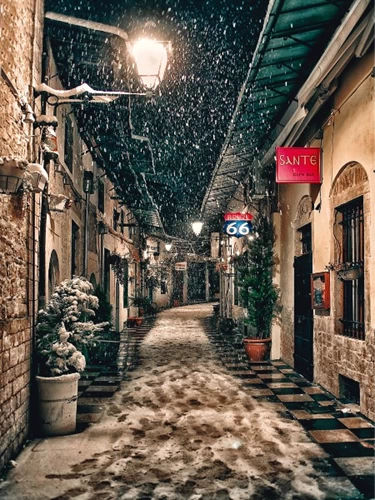 Χιονισμένη και πανέμορφη η Στοά Λιάμπεη  © Panagiotis Manousis