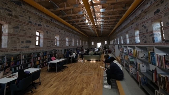Άνοιξε η μεγαλύτερη βιβλιοθήκη της Κωνσταντινούπολης