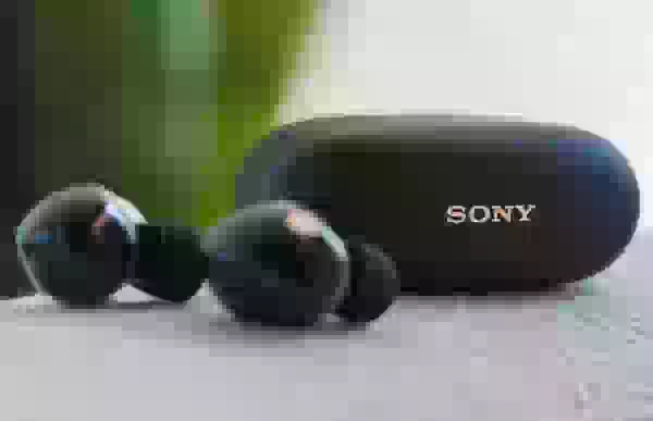 Sony: βόλτα στην πόλη με τα νέα WF-1000XM5