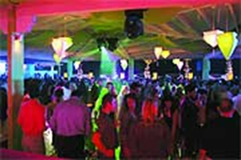 Summer clubbing - εικόνα 2