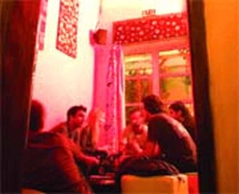 Eπόμενος σταθμός Γκάζι - εικόνα 2