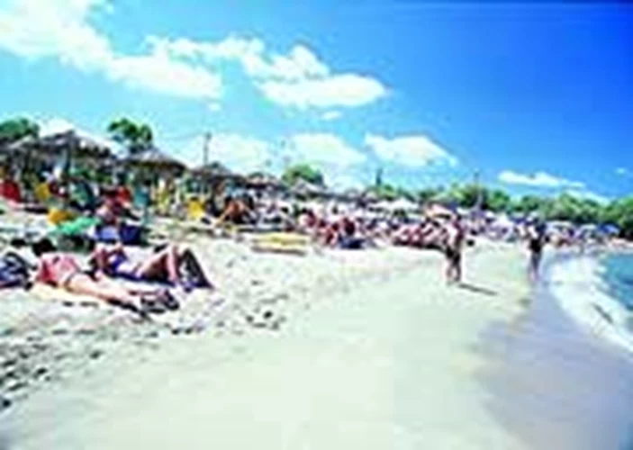 Η οργανωμένη παραλία της Αγ. Μαρίνας στα Χανιά