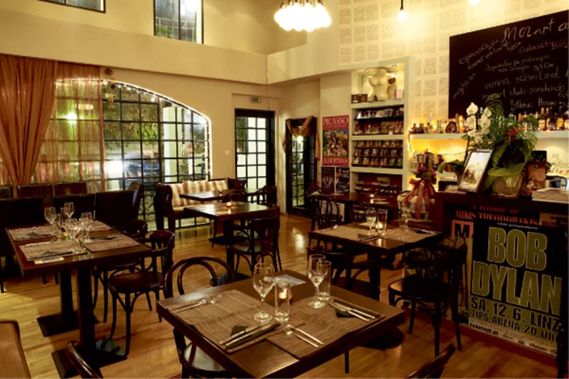 Mozart Cafe & Gallery - εικόνα 1